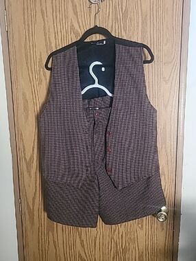 Preppy Vintage 80s Plaid Button Vest And Shorts in Brown and Black For Layering